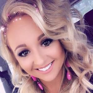 Meet your Posher, Josephine